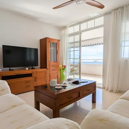 Coblanca Sea & Sky Apartment *